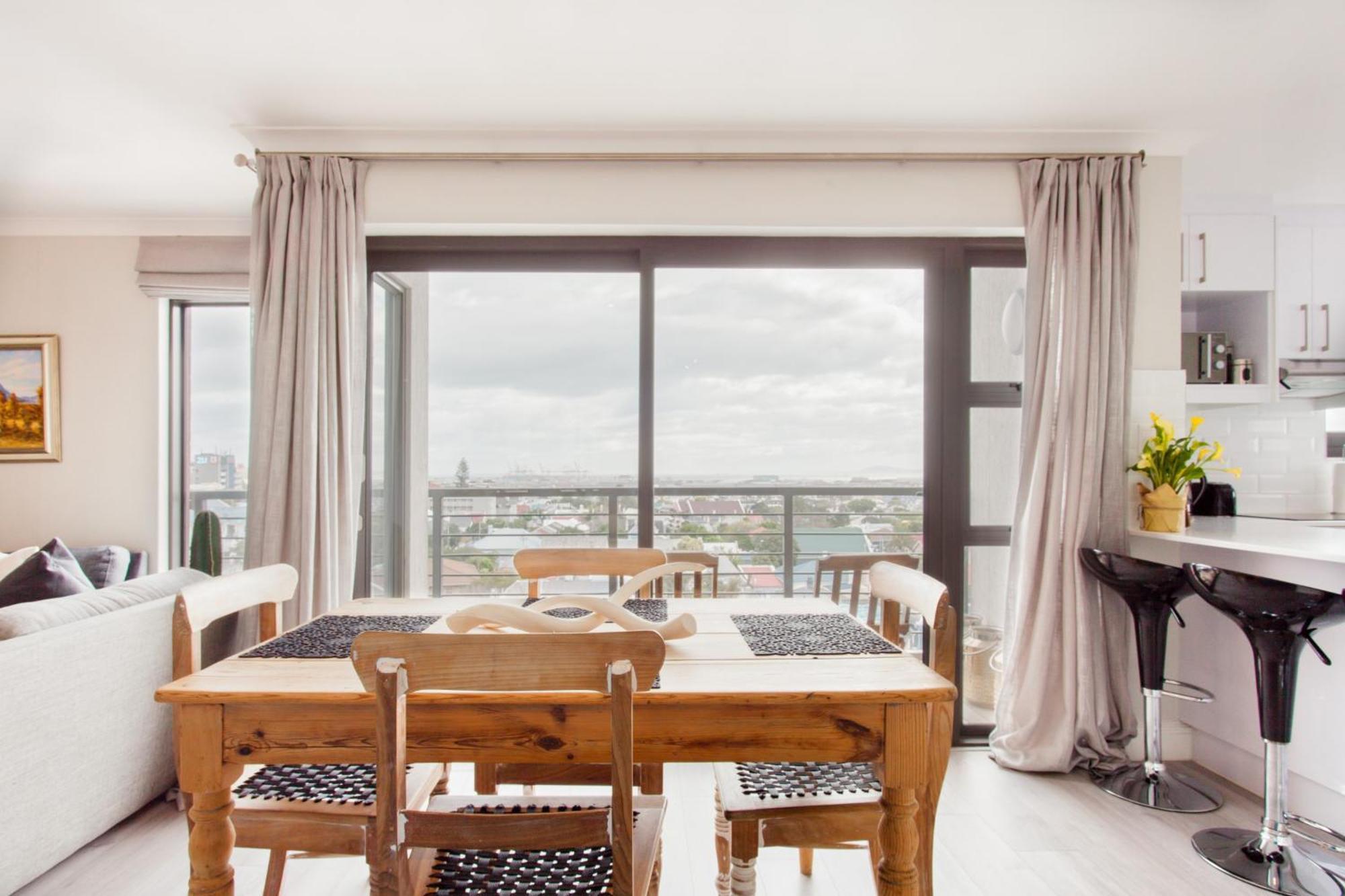 Madison Views Of Table Bay Apartment Cape Town